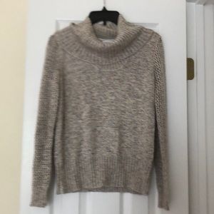 Ladies sweater size small